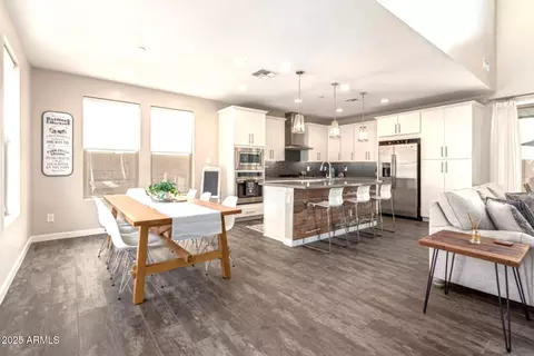 1795 S Follett Way, Gilbert, AZ 85295 photo 8