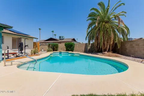 16021 N 48th Dr, Glendale, AZ 85306