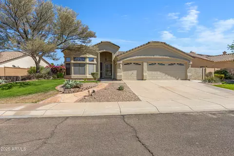 16811 S 11th Way, Phoenix, AZ 85048