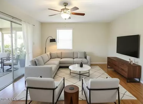 10916 W Peoria Ave, Sun City, AZ 85351