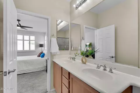 Bath - 4334 E Cullumber St, Gilbert, AZ 85234 photo 2 of 3