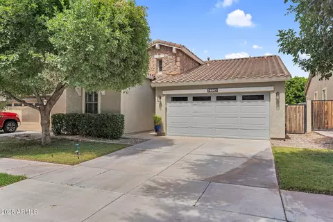 Exterior - 4334 E Cullumber St, Gilbert, AZ 85234 photo 3 of 5