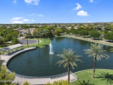 View/Area - 4334 E Cullumber St, Gilbert, AZ 85234 photo 5 of 6