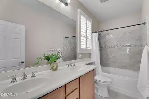 Bath - 4334 E Cullumber St, Gilbert, AZ 85234 photo 1 of 3