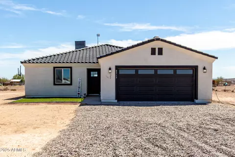 8915 S 341st Dr, Tonopah, AZ 85354