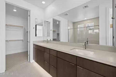 Bath - 10252 E Utah Ave, Mesa, AZ 85212 photo 1 of 1