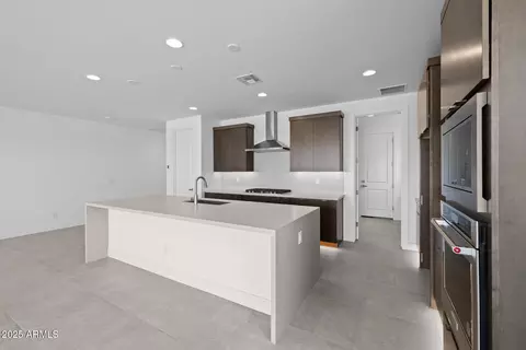 Kitchen - 10252 E Utah Ave, Mesa, AZ 85212 photo 2 of 3