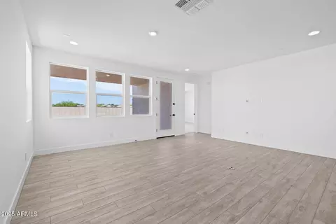 Living - 10256 E Utah Ave, Mesa, AZ 85212 photo 1 of 6