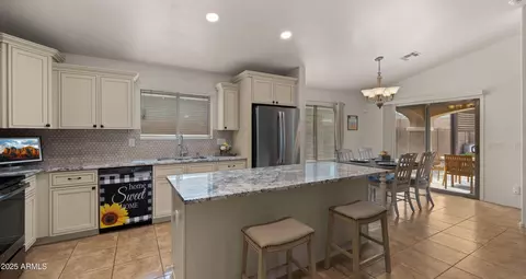 Kitchen - 2904 E Mead Dr, Gilbert, AZ 85298 photo 3 of 5