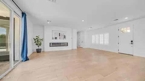 Living - 4108 E Clarendon Ave, Phoenix, AZ 85018 photo 3 of 3
