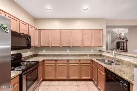 4939 W Harwell Rd, Laveen, AZ 85339