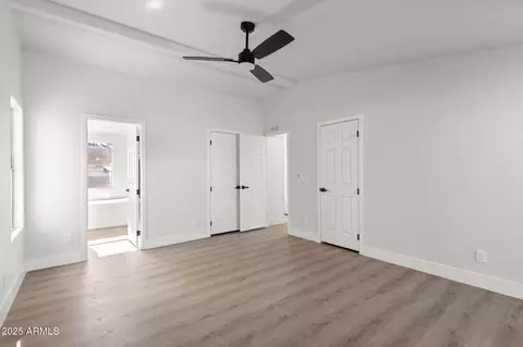 2431 E Tonto Ln, Phoenix, AZ 85050 photo 25