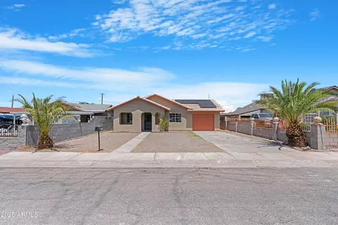 516 W 10th St, Casa Grande, AZ 85122