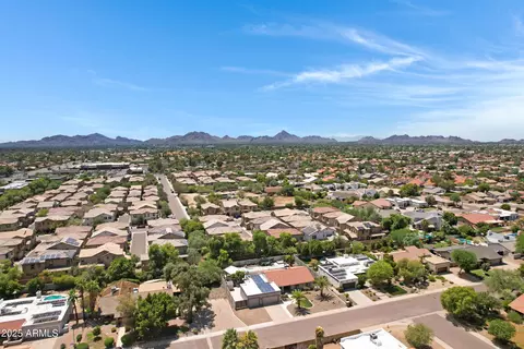 View/Area - 4643 E Kathleen Rd, Phoenix, AZ 85032 photo 8 of 10