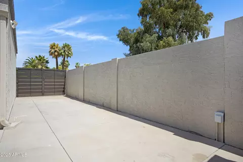 Exterior - 4643 E Kathleen Rd, Phoenix, AZ 85032 photo 14 of 16
