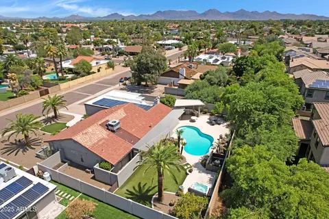 View/Area - 4643 E Kathleen Rd, Phoenix, AZ 85032 photo 5 of 10
