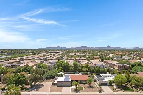 View/Area - 4643 E Kathleen Rd, Phoenix, AZ 85032 photo 3 of 10
