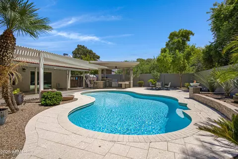 Exterior - 4643 E Kathleen Rd, Phoenix, AZ 85032 photo 4 of 16