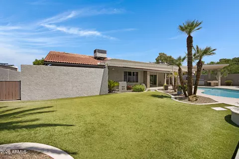 Exterior - 4643 E Kathleen Rd, Phoenix, AZ 85032 photo 8 of 16
