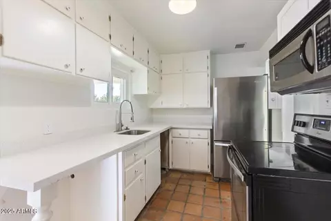 1333 E Flower St #REAR, Phoenix, AZ 85014 photo 34