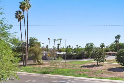 1333 E Flower St #REAR, Phoenix, AZ 85014 photo 25