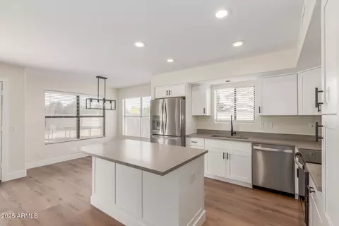 122 S Cobblestone Dr, Gilbert, AZ 85296 photo 15