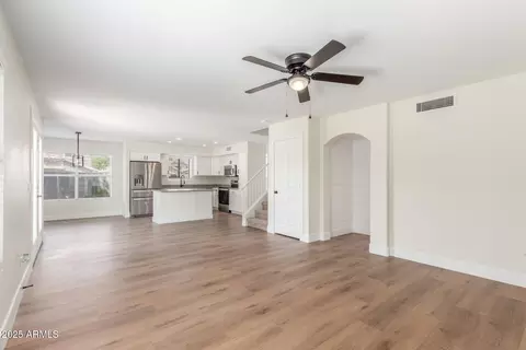 122 S Cobblestone Dr, Gilbert, AZ 85296 photo 12