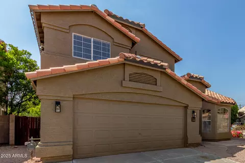 122 S Cobblestone Dr, Gilbert, AZ 85296 photo 4