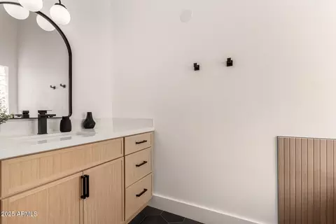 Bath - 6621 E Quartz St, Mesa, AZ 85215 photo 1 of 3