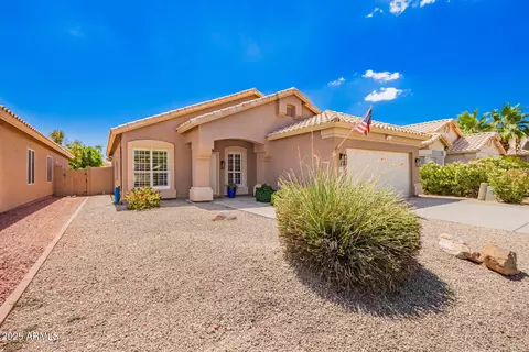 Exterior - 4445 E Desert Wind Dr, Phoenix, AZ 85044 photo 5 of 6