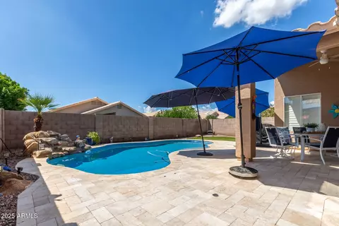 4445 E Desert Wind Dr, Phoenix, AZ 85044