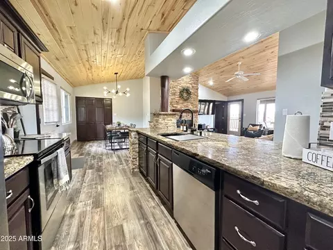 Kitchen - 2721 High Pine Loop, Overgaard, AZ 85933 photo 1 of 8