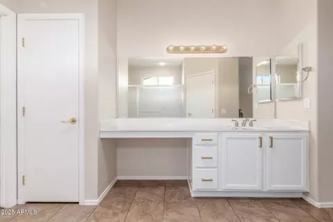 Bath - 16639 W Bajada Trl, Surprise, AZ 85387 photo 2 of 3