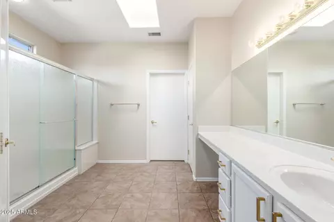 Bath - 16639 W Bajada Trl, Surprise, AZ 85387 photo 1 of 3