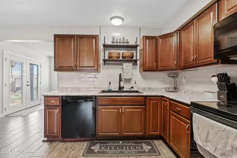 2129 E Inverness Ave, Mesa, AZ 85204 photo 3