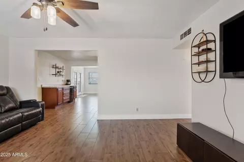 2129 E Inverness Ave, Mesa, AZ 85204 photo 9