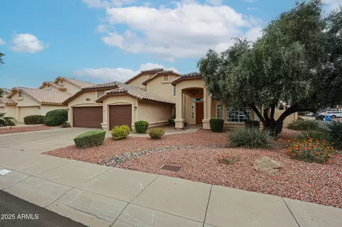 5745 W Mariposa Grande Ln, Glendale, AZ 85310