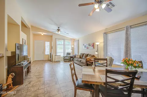 4048 E Aspen Way, Gilbert, AZ 85234 photo 7