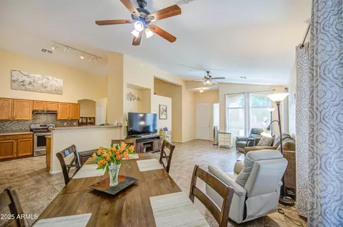 4048 E Aspen Way, Gilbert, AZ 85234 photo 6