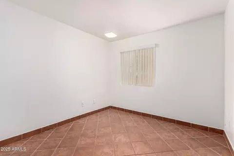 Bedroom - 4128 W Earll Dr, Phoenix, AZ 85019 photo 6 of 7