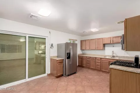 Kitchen - 4128 W Earll Dr, Phoenix, AZ 85019 photo 1 of 4