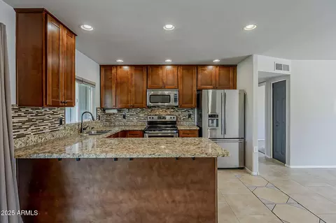 3520 E Anderson Dr, Phoenix, AZ 85032 photo 13