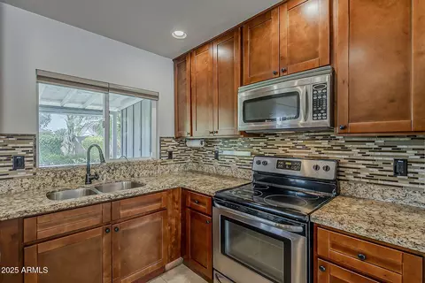3520 E Anderson Dr, Phoenix, AZ 85032 photo 11