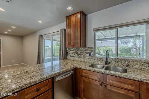 3520 E Anderson Dr, Phoenix, AZ 85032 photo 12