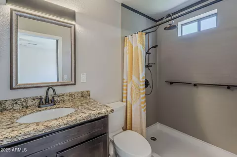3520 E Anderson Dr, Phoenix, AZ 85032 photo 18