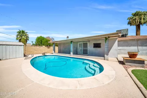 3221 W Sells Dr, Phoenix, AZ 85017