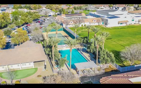 View/Area - 3069 E Agritopia Loop N, Gilbert, AZ 85296 photo 7 of 8