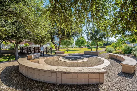 View/Area - 3069 E Agritopia Loop N, Gilbert, AZ 85296 photo 6 of 8