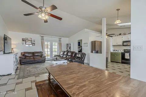 Dining - 6330 Evergreen St, Mesa, AZ 85205 photo 3 of 3
