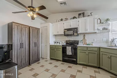 Kitchen - 6330 Evergreen St, Mesa, AZ 85205 photo 2 of 7